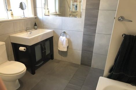 Photo of property in 3 Woodstock Place, Hokowhitu, Palmerston North, 4410