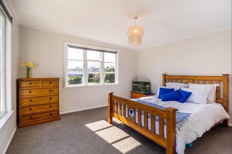 Photo of property in 17 Kaka Road, Raumati Beach, Paraparaumu, 5032