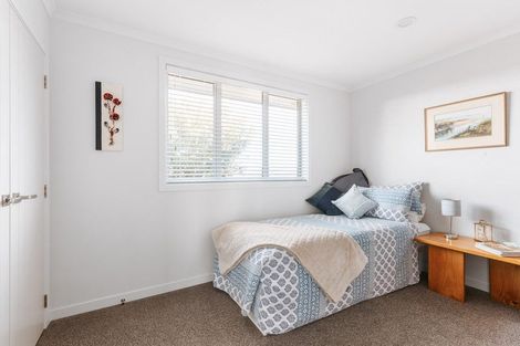 Photo of property in Waterview Estate, 70/4 Greystone Place, Omokoroa, 3114