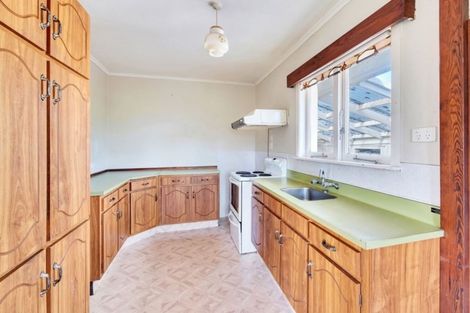 Photo of property in 1/5 Cameron Street, Papakura, 2110