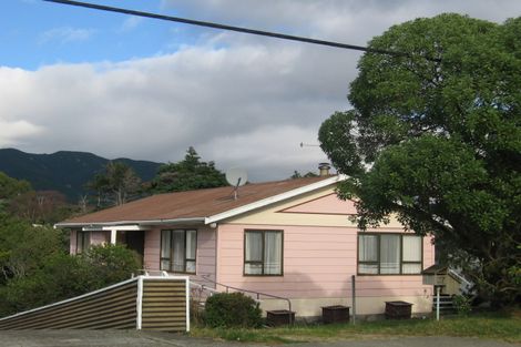 Photo of property in 27 Parakai Street, Paraparaumu, 5032