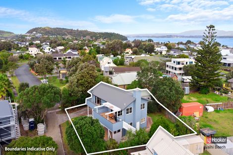 Photo of property in 19 Wakanoi Place, Bowentown, Waihi Beach, 3177