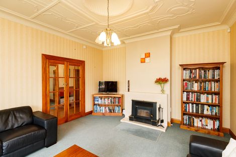 Photo of property in 16 Karamu Avenue, Takaro, Palmerston North, 4410