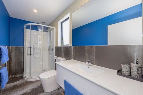 Photo of property in 11 Teal Place, Lake Hawea, Wanaka, 9382