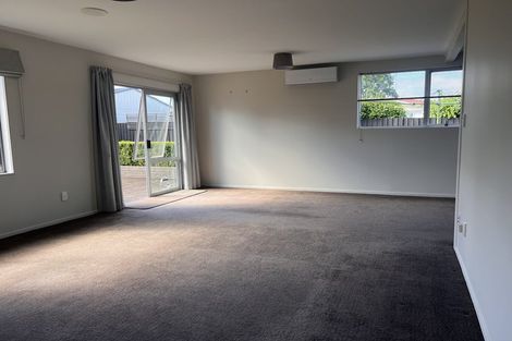 Photo of property in 2/51 Gardiners Road, Bishopdale, Christchurch, 8051