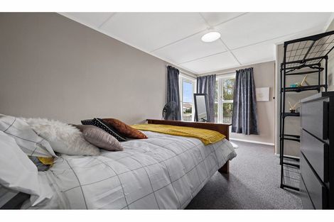 Photo of property in 182 Langdons Road, Northcote, Christchurch, 8052