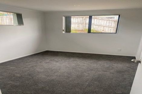 Photo of property in 67a Birkdale Road, Birkdale, Auckland, 0626