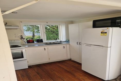 Photo of property in 16 Borlase Street, Brooklyn, Wellington, 6021