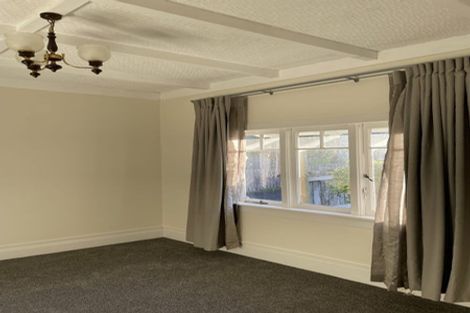 Photo of property in 1/66 Nile Road, Milford, Auckland, 0620