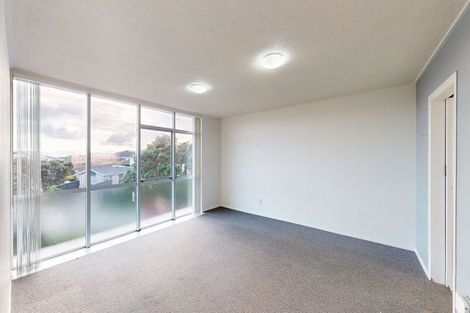 Photo of property in 23uc7 Rangitane Street, Maupuia, Wellington, 6022