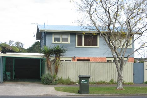 Photo of property in 38 Victoria Road, New Plymouth, 4310