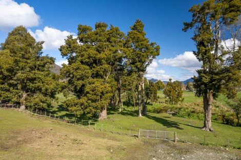 Photo of property in 108 Fairfax Street, Murchison, 7007