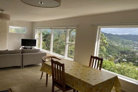 Photo of property in 48 Huntingdon Street, Northland, Wellington, 6012