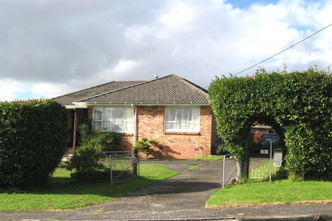 Photo of property in 4 Mackenzie Street, Te Atatu South, Auckland, 0610