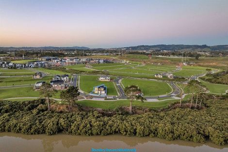 Photo of property in 15 Catalina Avenue, Rosehill, Papakura, 2113