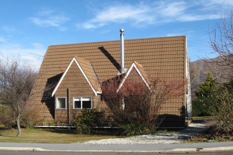 Photo of property in 178 Plantation Road, Wanaka, 9305