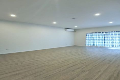 Photo of property in 2/38b Manuka Road, Glenfield, Auckland, 0629