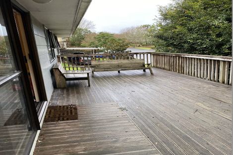 Photo of property in 106 Moire Road, West Harbour, Auckland, 0618