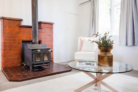 Photo of property in 167 Stoney Creek Road, Kelvin Grove, Palmerston North, 4470