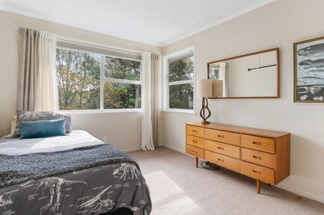 Photo of property in 7 Fairdale Place, Birkdale, Auckland, 0626