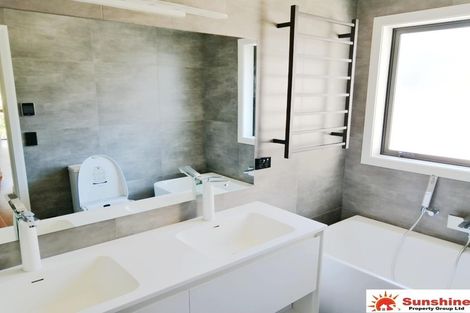 Photo of property in 148 Greenhithe Road, Greenhithe, Auckland, 0632