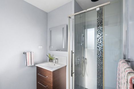 Photo of property in 22 Sevenoaks Drive, Bryndwr, Christchurch, 8053