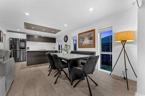 Photo of property in 37 Wellfield Drive, Papakura, 2110