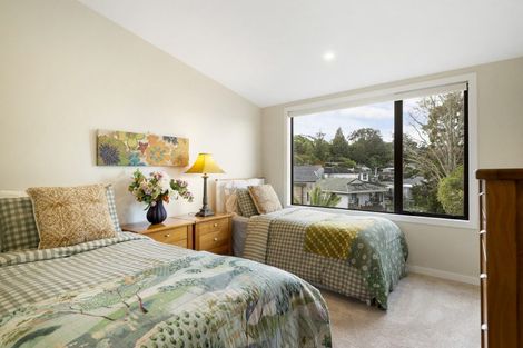 Photo of property in 25a Pohutukawa Avenue, Shelly Park, Auckland, 2014