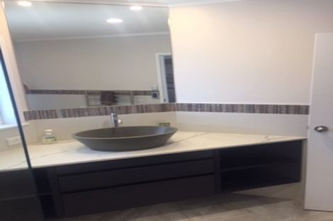 Photo of property in 59 The Esplanade, Eastern Beach, Auckland, 2012