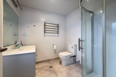 Photo of property in 6 Kearns Drive, Hobsonville, Auckland, 0616