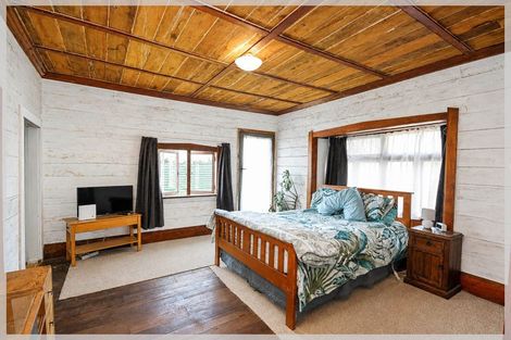Photo of property in 11 Anga Street, Tangimoana, 4822