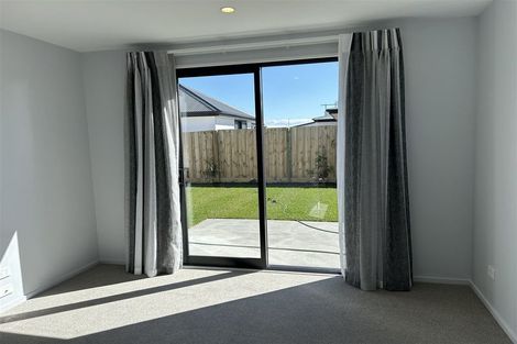 Photo of property in 28 Larissa Road, Halswell, Christchurch, 8025