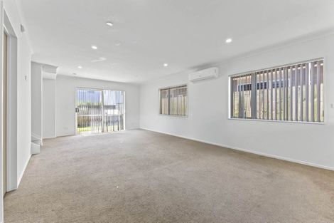 Photo of property in 24 Dolbel Place, Mangere East, Auckland, 2024