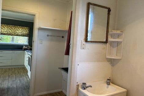 Photo of property in 11 Tararua Street, Pahiatua, 4910