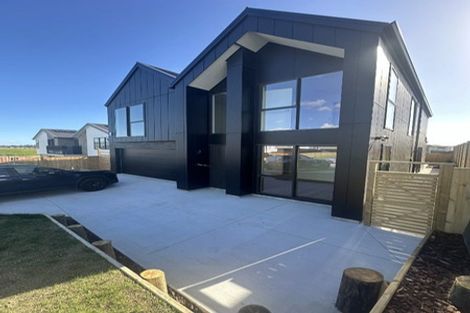 Photo of property in 13 Ridgehill Rise, Flat Bush, Auckland, 2019