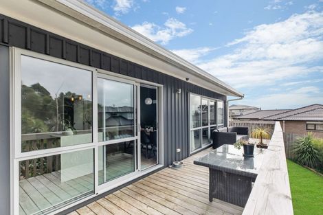 Photo of property in 60 Mili Way South, Ranui, Auckland, 0612