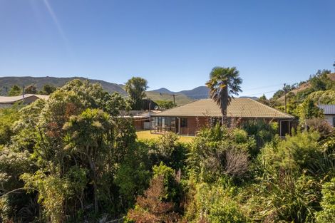 Photo of property in 2 Cook Street, Havelock, 7100