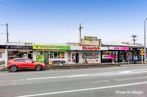 Photo of property in 77 Huatoki Street, Vogeltown, New Plymouth, 4310