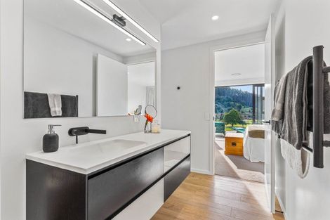 Photo of property in 19 Titoki Lane, Whangamata, 3691