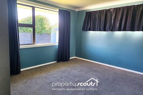 Photo of property in 87 Farquhars Road, Redwood, Christchurch, 8051