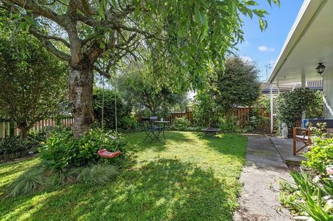 Photo of property in 44 Waterford Road, Fitzroy, Hamilton, 3206