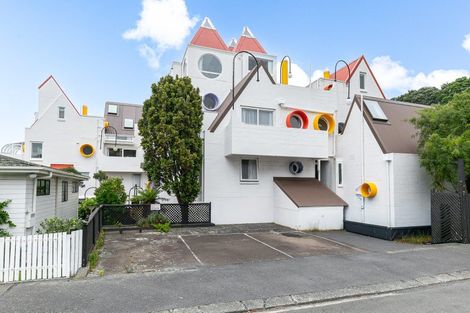 Photo of property in Park Mews, 5/62 Moxham Avenue, Hataitai, Wellington, 6021