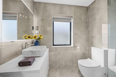Photo of property in 78 Drumbuoy Drive, Flat Bush, Auckland, 2019