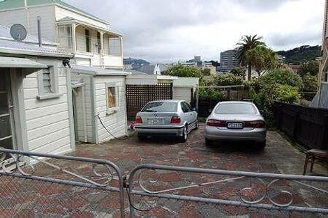 Photo of property in 2/43 Rintoul Street, Newtown, Wellington, 6021