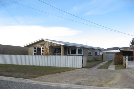 Photo of property in 1 Campbell Street, Alexandra, 9320