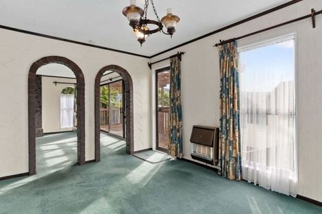 Photo of property in 6 Pioneer Grove, Silverstream, Upper Hutt, 5019