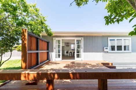 Photo of property in 3 Goddard Lane, Havelock North, 4130