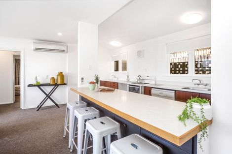 Photo of property in 20 Pinnacle Street, Seatoun, Wellington, 6022