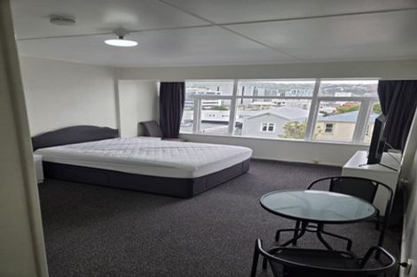 Photo of property in 2 Moncrieff Street, Mount Victoria, Wellington, 6011