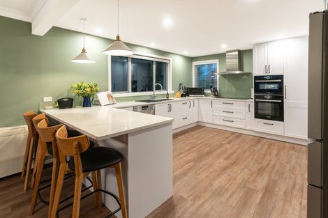 Photo of property in 39a Wharemauku Road, Raumati Beach, Paraparaumu, 5032